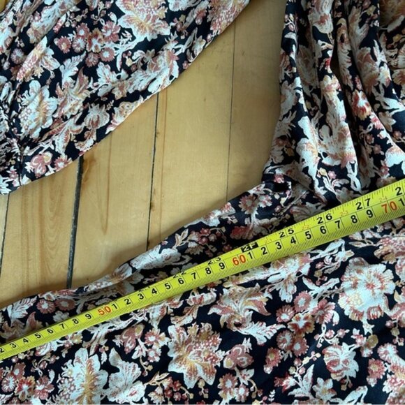 Anthropologie Diandra Pleated Floral Jogger Pants - Picture 13 of 13